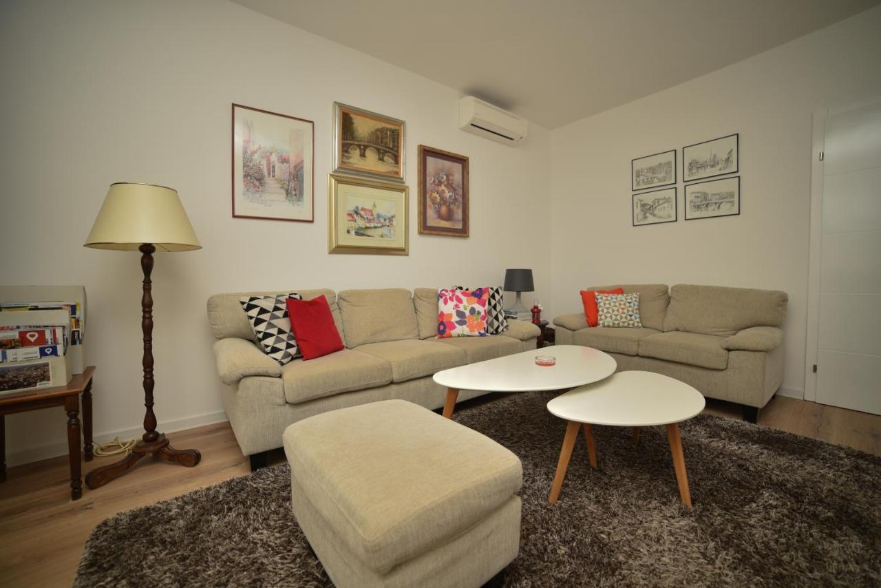 Apartman Slatki Dom 1 SJJ Exterior foto